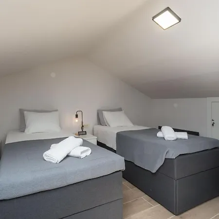 Strandnahes In Fuer 4 Personen *