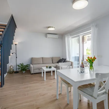 Strandnahes In Fuer 4 Personen *